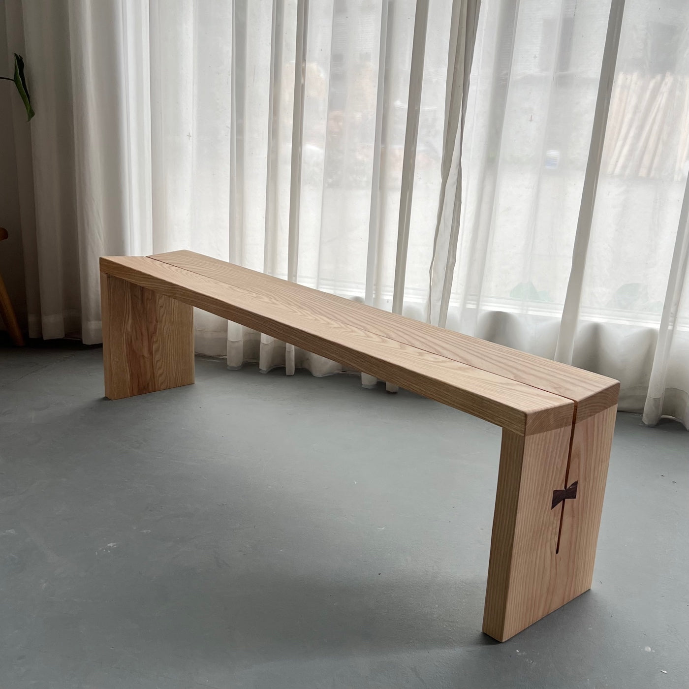Ashwood Bench Waterfall Design - Live Edge Furniture