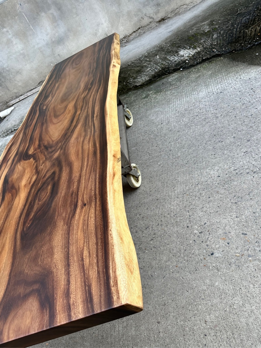 12 FT x 41'' Acacia Conference Table | One-Piece Slab (Copy) Luxury Wood Tables
