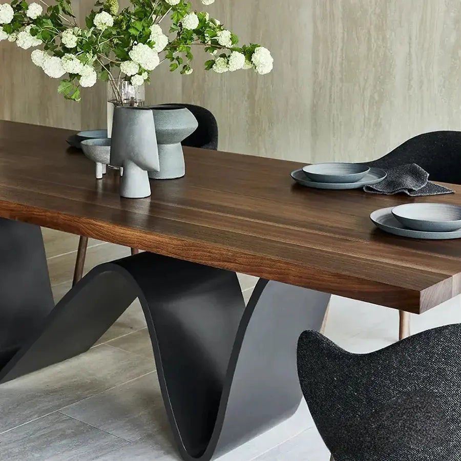 Live edge Acacia Wood Dining Table Kauri Bree e Onda Luxury Wood Tables